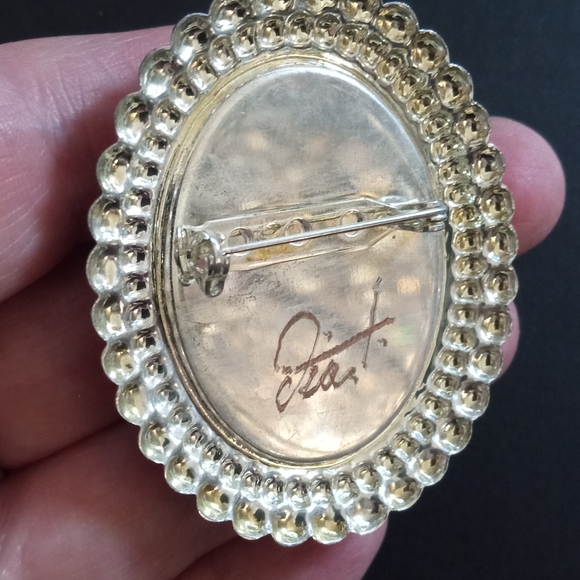 Elephant Art Brooch "RAJU" - Picture 3 of 5